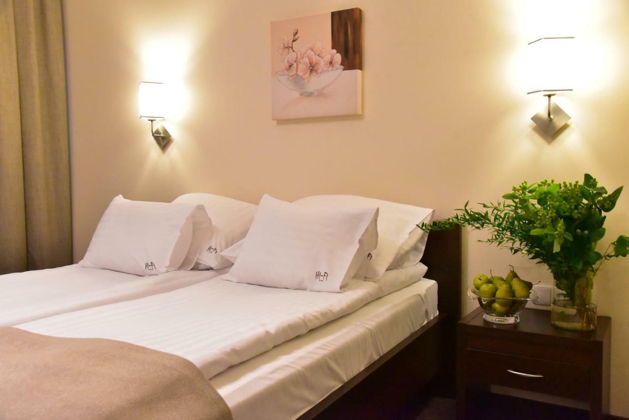Hotel Hi-Fi Spa Nowy Tomyśl Esterno foto